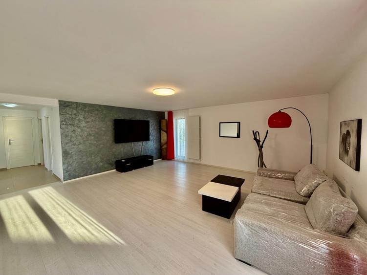 Casă cu 3 camere cu Teren 404 Mp în Miroslava