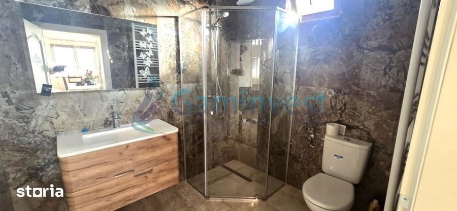 Casă cu 5 camere cu Teren 2690 Mp în Central
