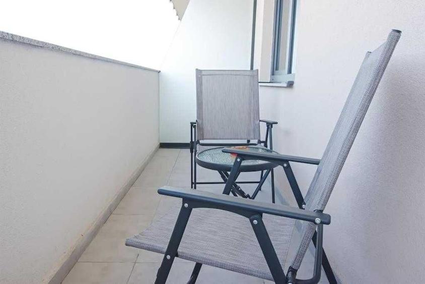 Inchiriez apartament 2 camere zona Nicolina 2, mobilat, utilat - 4