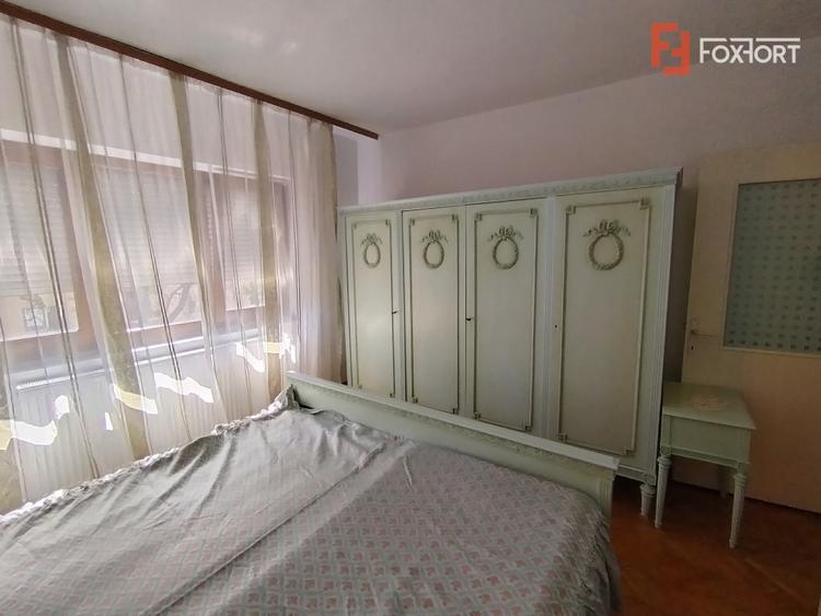 Apartament cu 3 camere decomandat, mobilat în Soarelui