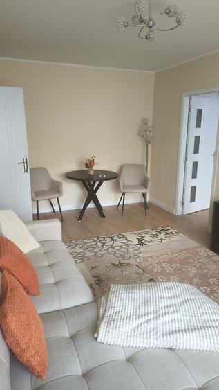 Apartament cu 2 camere semidecomandat, mobilat în Alexandru Obregia