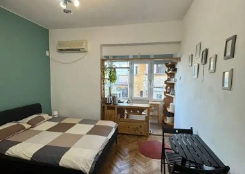Garsonieră decomandată, mobilată în Armeneasca