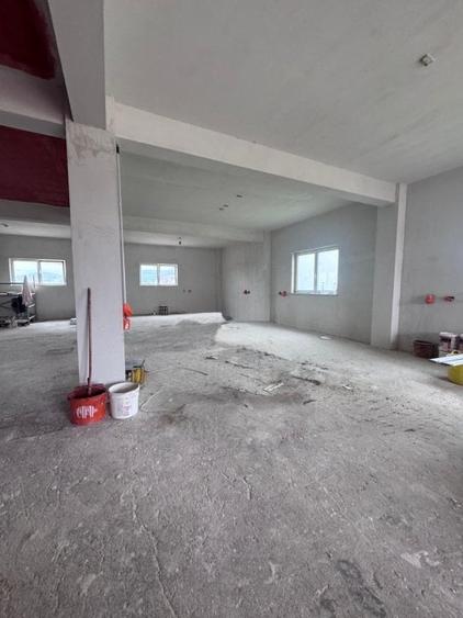 Spațiu comercial, de 240 mp, în Vicovu de Sus