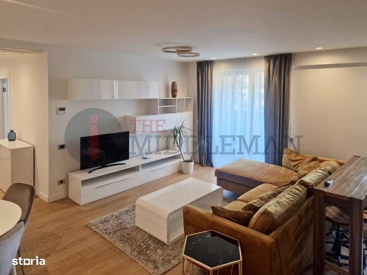 Apartament cu 3 camere semidecomandat în Aviației