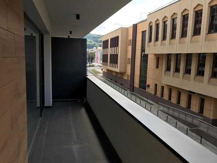 Apartament cu 2 camere decomandat în Griviței