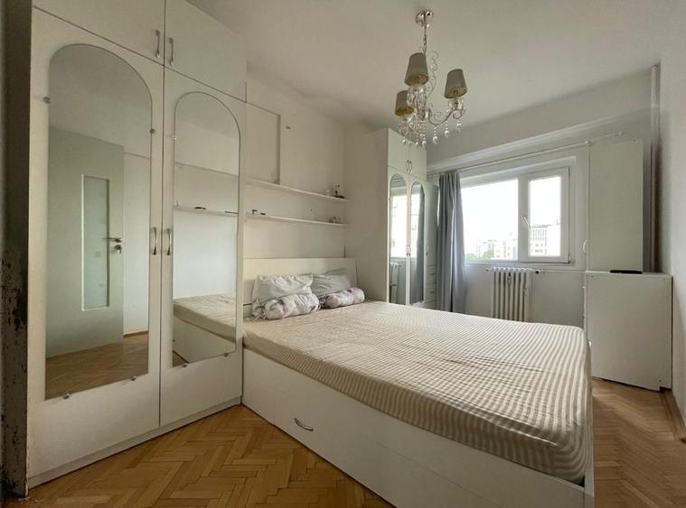 Apartament cu 3 camere decomandat, mobilat în Tineretului