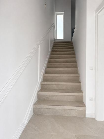 Duplex cu 5 camere cu Canalizare în Ghiroda