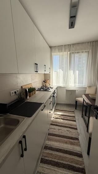 Apartament cu 2 camere semidecomandat, mobilat în Colentina