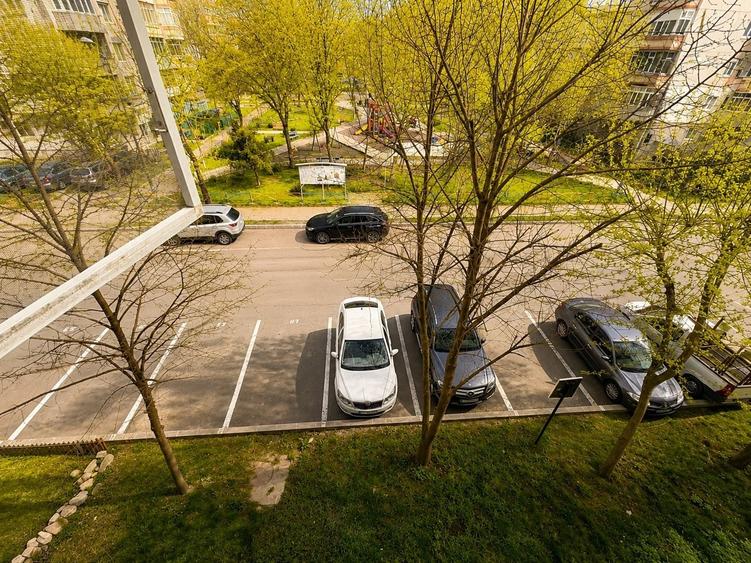 Apartament cu 2 camere decomandat în Exterior Vest