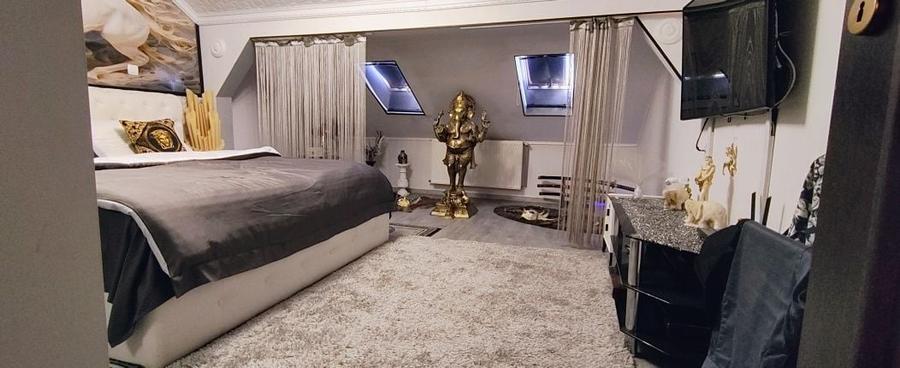 Apartament cu 2 camere decomandat în Ștrand