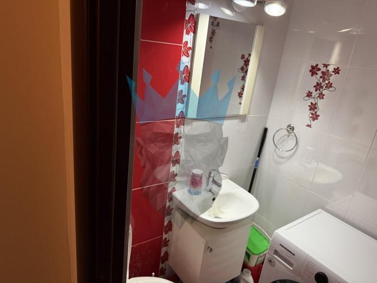 Apartament cu 3 camere decomandat, mobilat în Sebastian