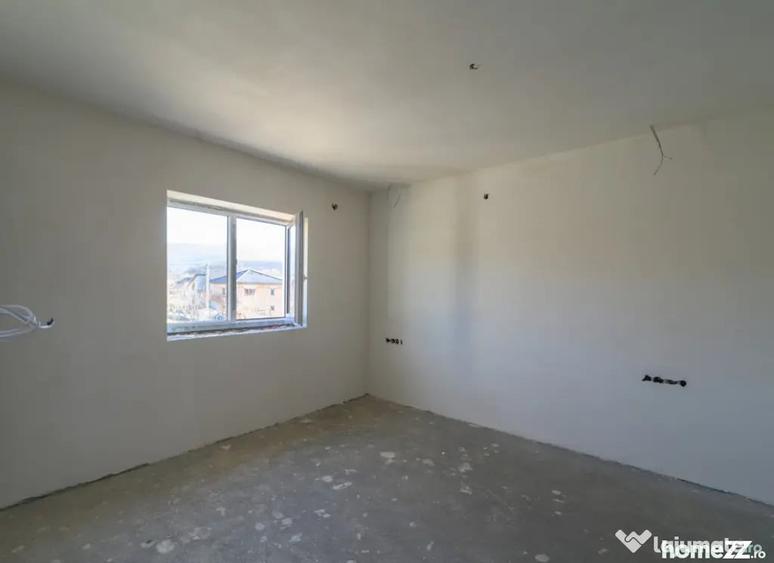 Casă cu 4 camere cu Teren 235 Mp în Central