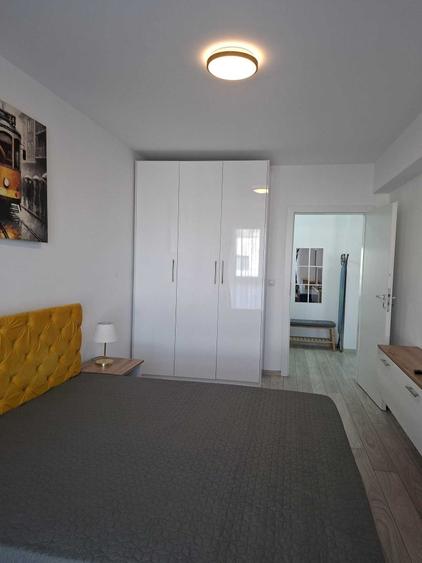 Apartament cu 2 camere decomandat în Exterior Vest