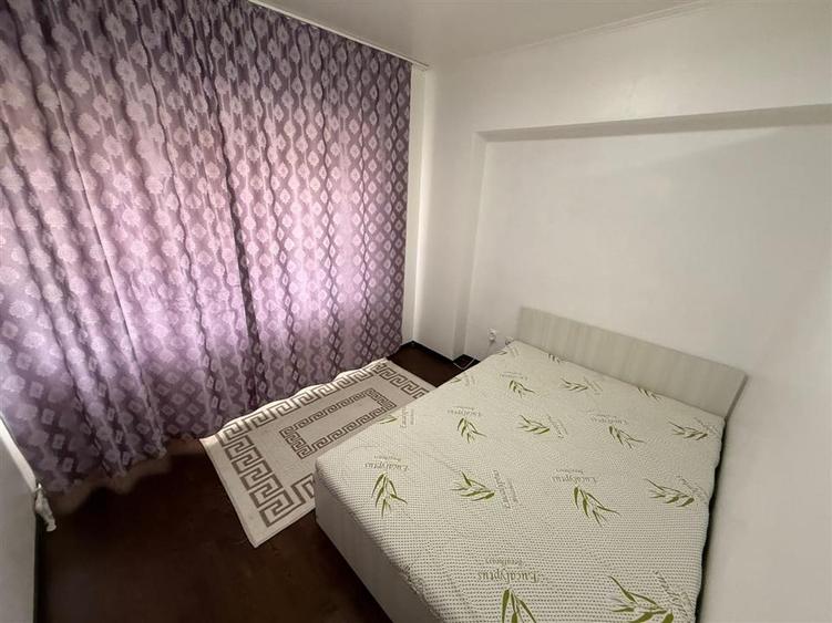 Garsonieră decomandată în Cug