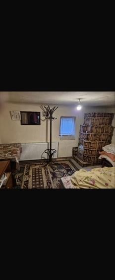 Casă cu 3 camere în Albești-Paleologu
