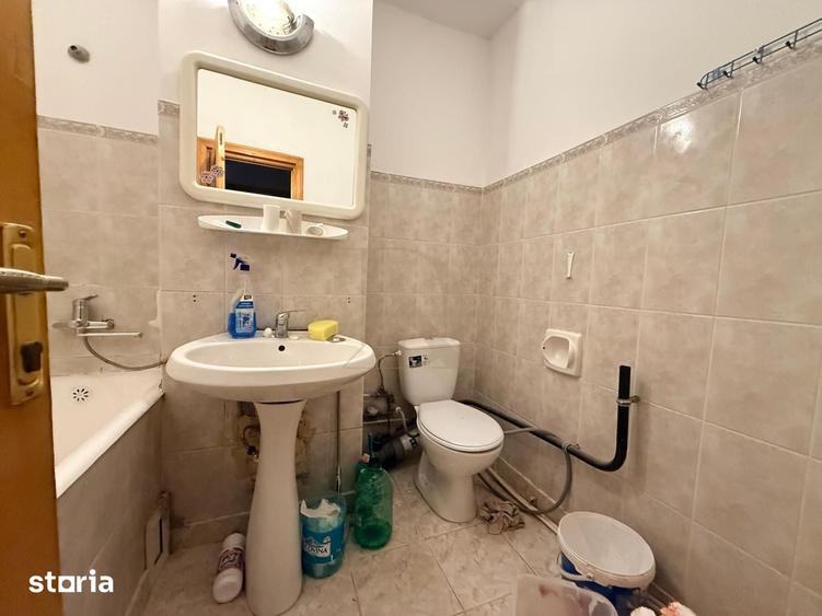 2 camere decomandat Arcu 55 mp etaj 2 aproape de Piata Unirii s - 8