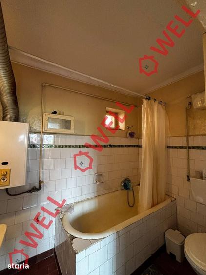 Casă cu 2 camere cu Teren 493 Mp în Bunești