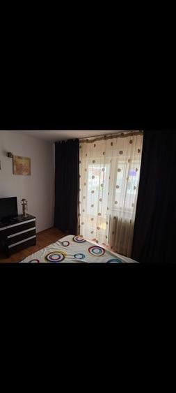 Apartament cu 2 camere decomandat în Sărari