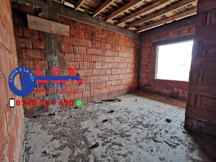 Casă cu 3 camere cu Teren 650 Mp în Malcoci