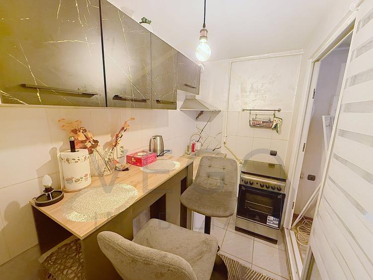Apartament cu 2 camere semidecomandat, mobilat în Central