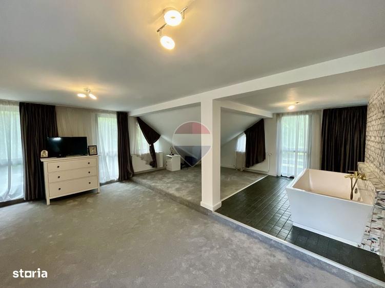 Casă cu 4 camere cu Teren 7661 Mp în Cheia