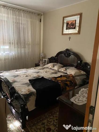 Apartament cu 3 camere decomandat în Plantelor