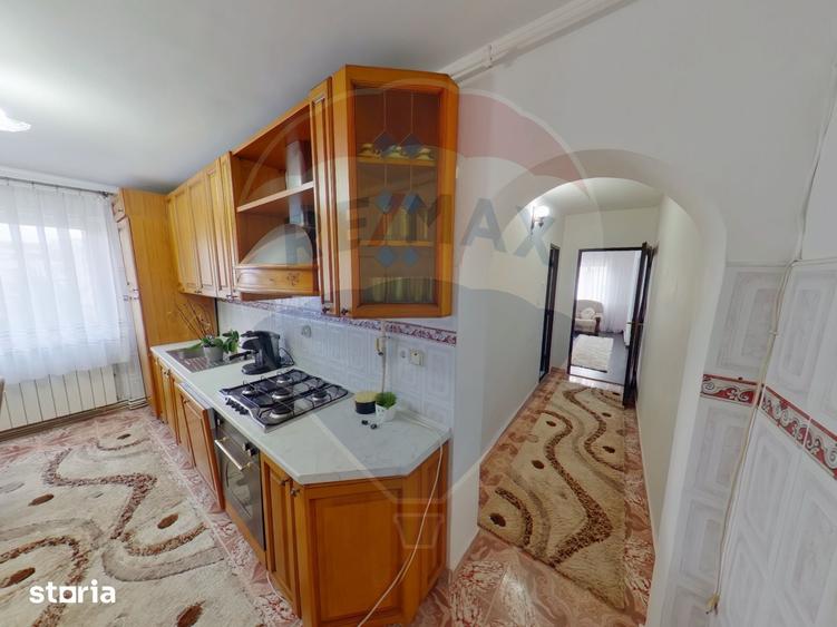 Apartament cu 4 camere de vanzare - 7
