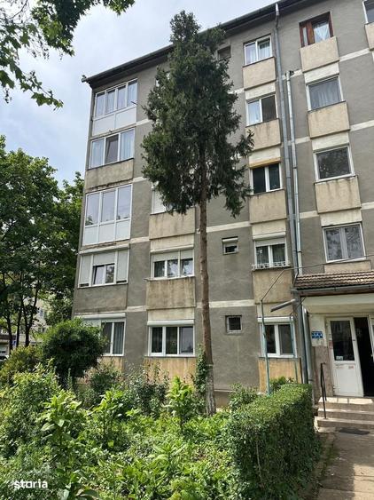 Vand apartament cu 2 camere cartier Nufarul 1 - 10