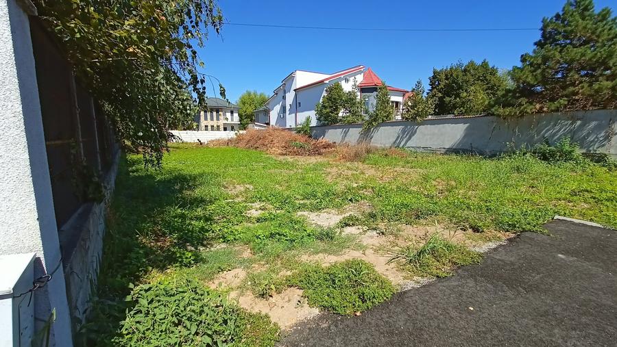 Teren Construcții intravilan de 1019 mp, în Tunari