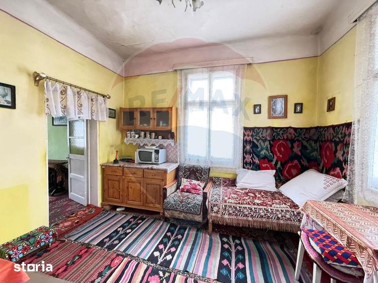 Casa de vanzare in GURA HUMORULUI zona Arini? 250 mp teren - 3