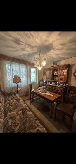 Apartament cu 2 camere semidecomandat în Tipografilor