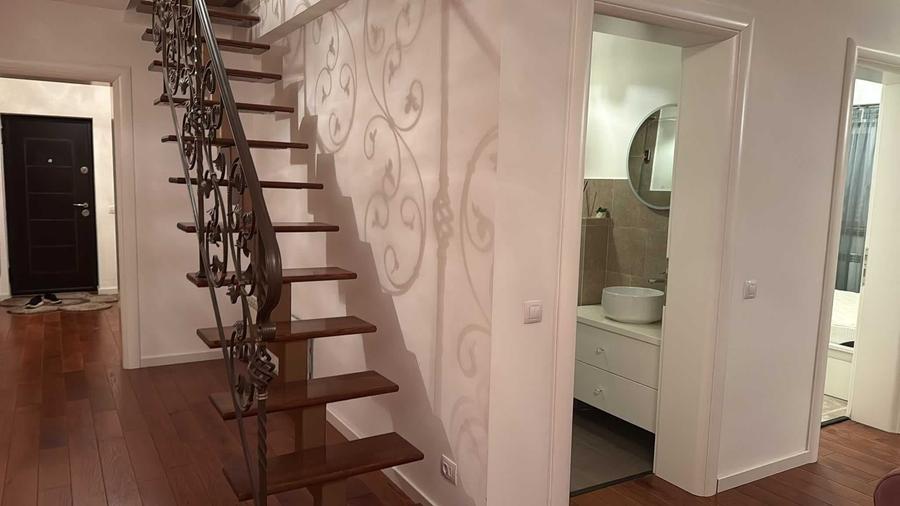 Apartament cu 3 camere în Central