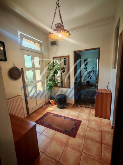 Casă individuală cu 5 camere cu Canalizare în Gheorgheni
