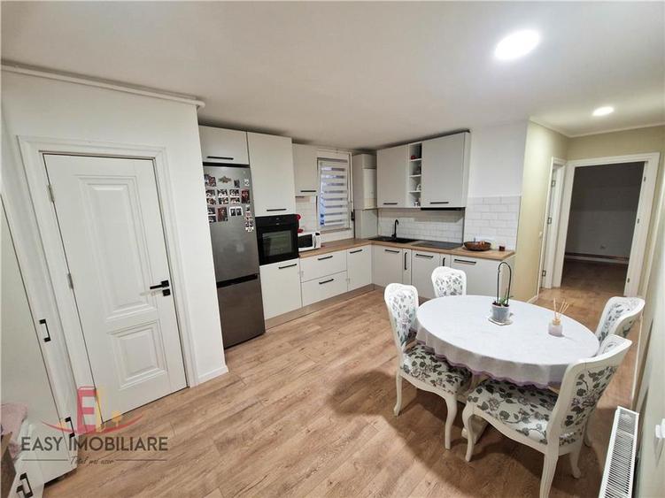 Apartament cu 3 camere decomandat, mobilat în Dâmbu Pietros