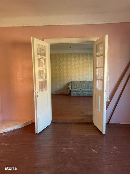 Casă cu 2 camere în Semicentral
