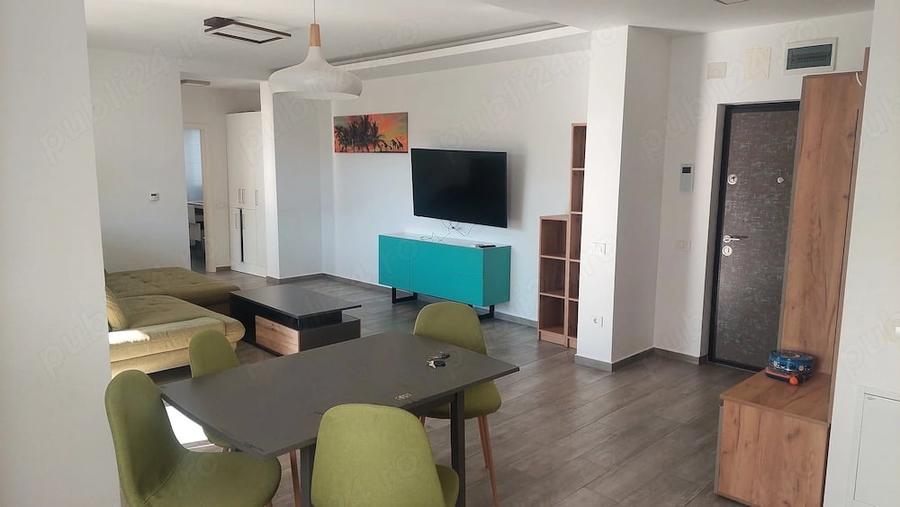 Apartament cu 2 camere semidecomandat în Exterior Vest