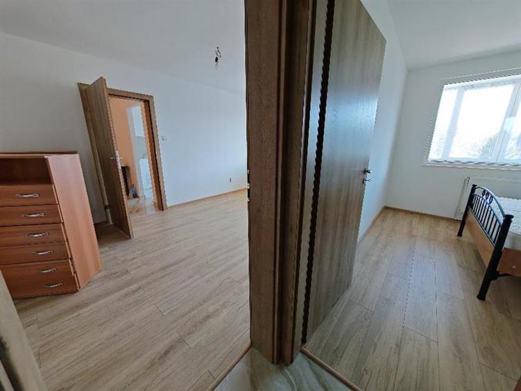 Apartament cu 2 camere semidecomandat, mobilat în Gării