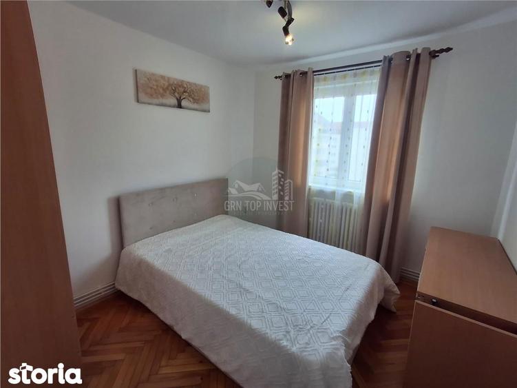 Apartament cu 3 camere în Mihai Viteazul