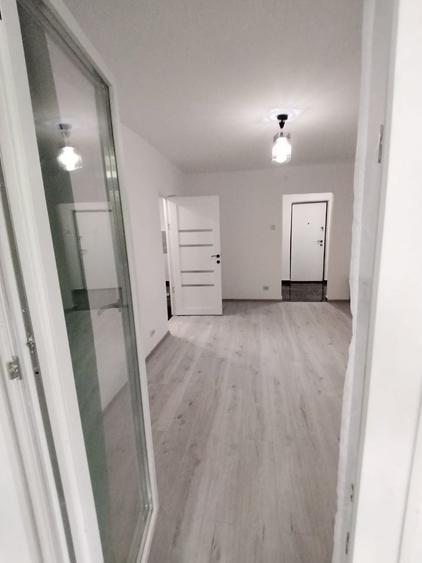 Apartament cu 3 camere decomandat în Tătărași