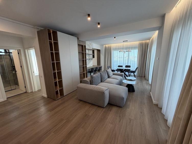 Apartamentul cu 2 camere view in portul turistic Mangalia complet mobilat si utilat - 3