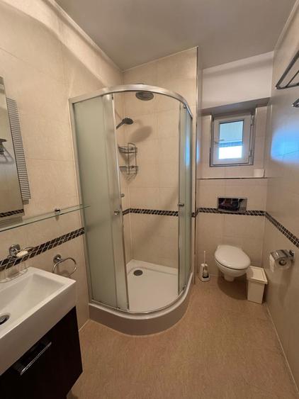 Apartament cu 3 camere decomandat, mobilat în Grozăvești