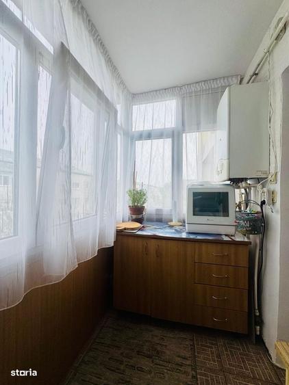 Apartament cu 2 camere decomandat în Nicolina