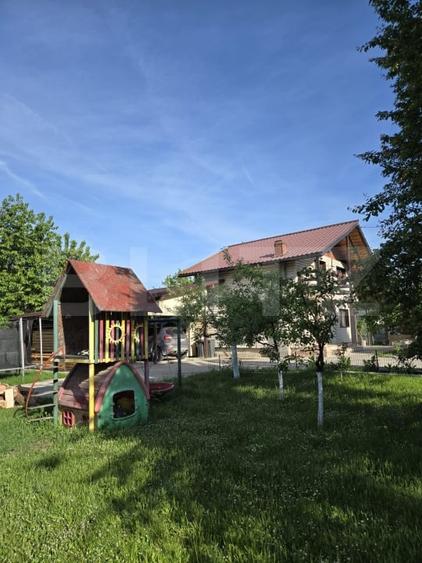 Casă individuală cu 3 camere cu Teren 600 Mp în Moreni