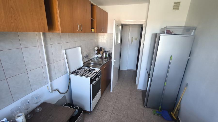 Apartament cu 2 camere semidecomandat în Semicentral