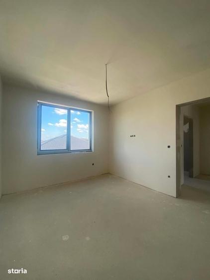 Apartament cu 3 camere decomandat în Central — fotografia 1