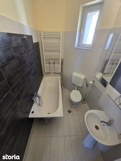 Apartament cu 3 camere în Burdea
