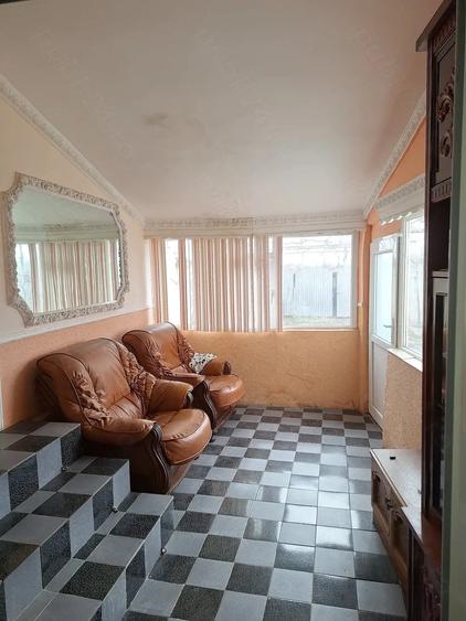 Casă cu 4 camere în Stejaru