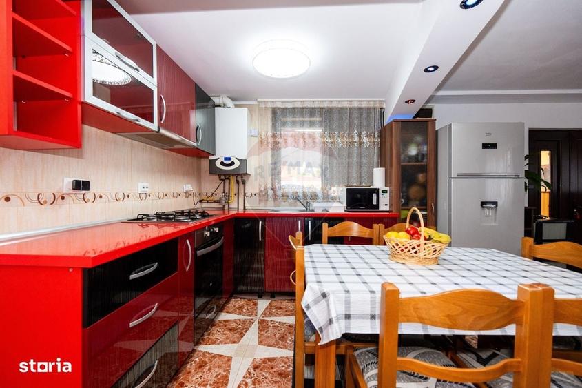 Casă cu 4 camere în Valea Stânii