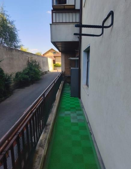 Apartament cu 3 camere decomandat, mobilat în Mogoșoaia