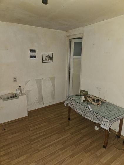Casă cu 4 camere în Satu Nou